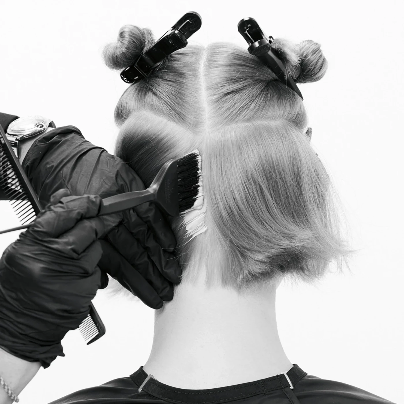 Professional application of an IGORA permanent colour service