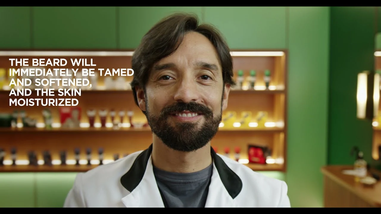 Proraso - Beard Oil - Azur Lime - 30ML beard oil application tutorial step 4