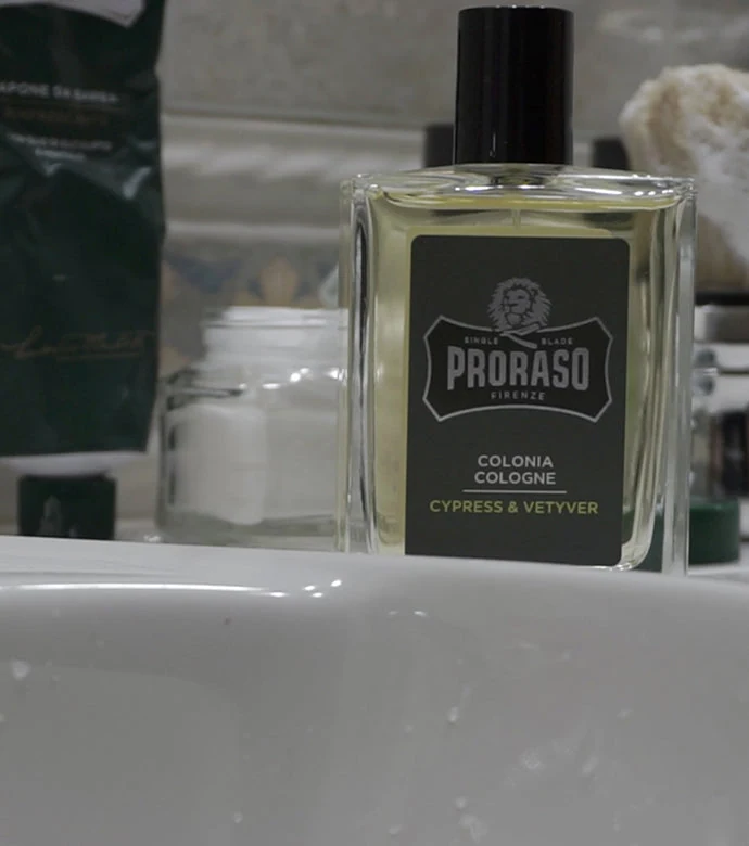 Proraso - Cypress & Vetyver - Cologne: Proraso - Cypress & Vetyver - Cologne packaging detail, view 7