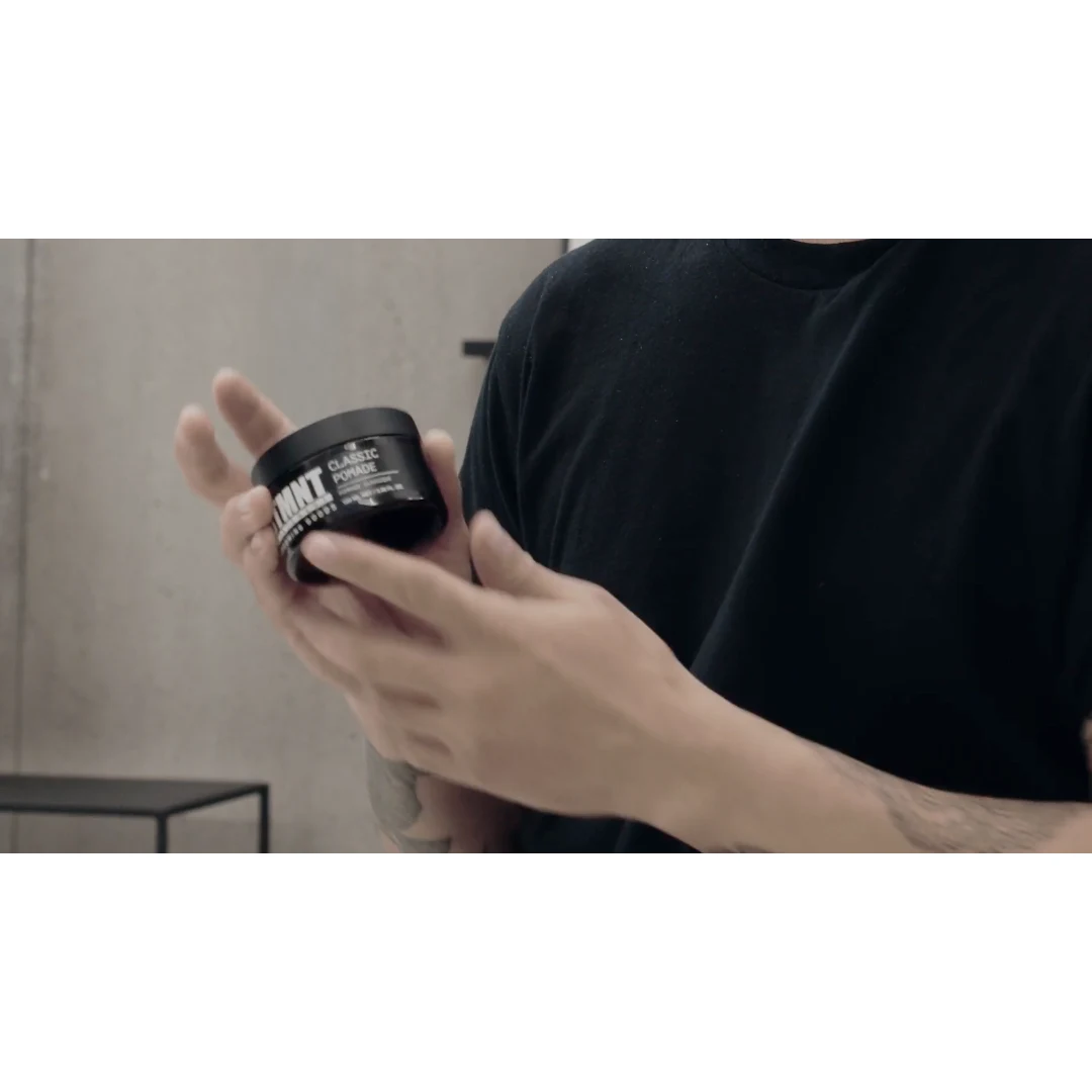 STMNT - Classic Pomade - 100ml professional STMNT - Classic Pomade - 100ml how to and styling tutorial step 1