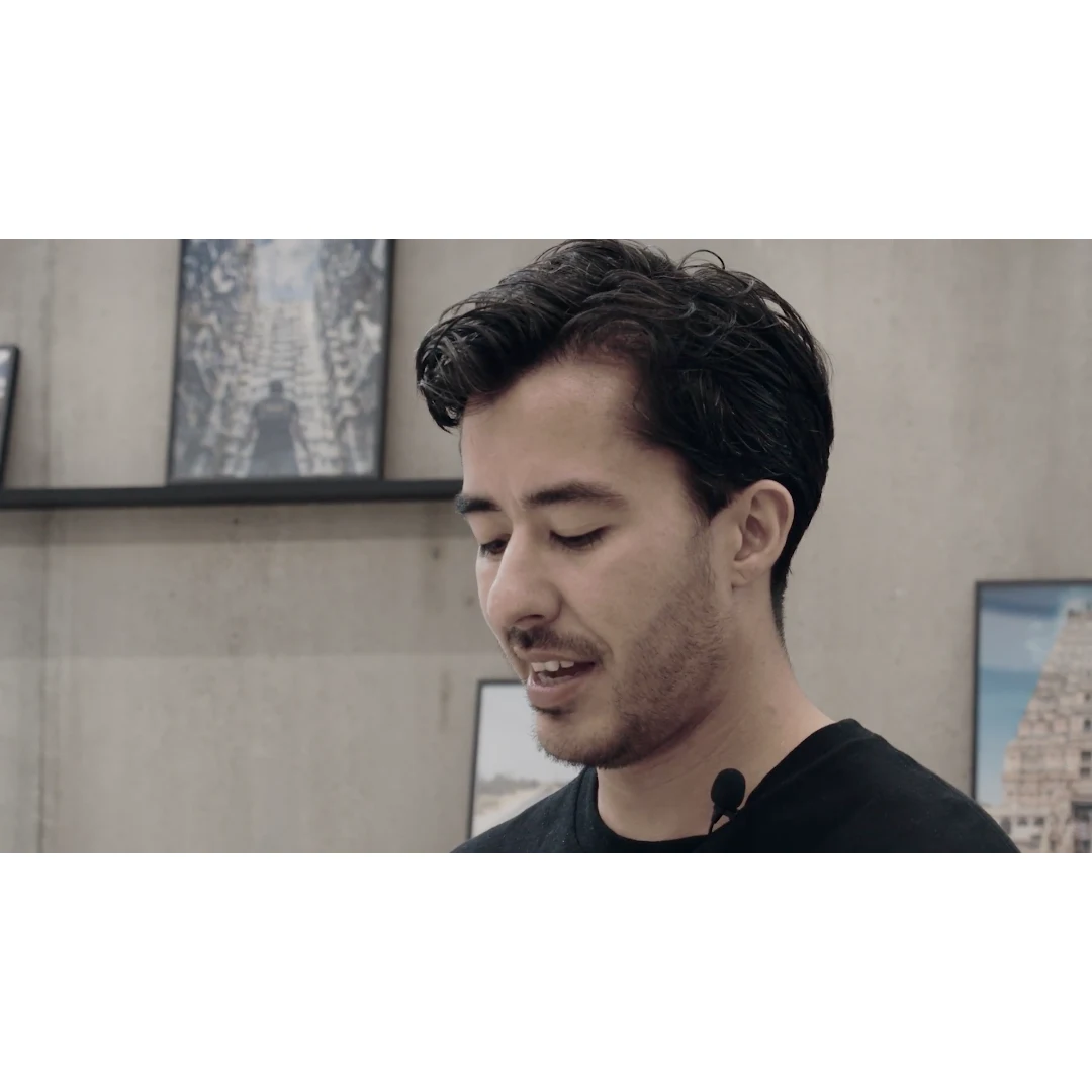 STMNT - Classic Pomade - 100ml professional STMNT - Classic Pomade - 100ml how to and styling tutorial step 3