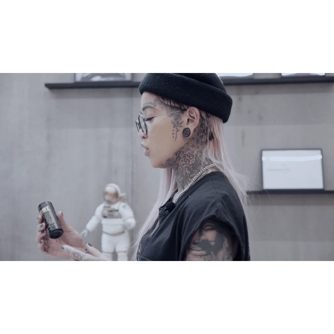 STMNT - Wax Powder Semi-Matte Finish professional STMNT - Wax Powder Semi-Matte Finish how to and styling tutorial step 4