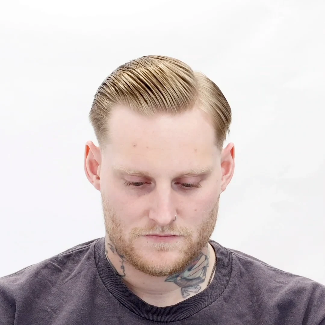 Uppercut Deluxe Pomade - 100g professional Deluxe Pomade application tutorial step 6