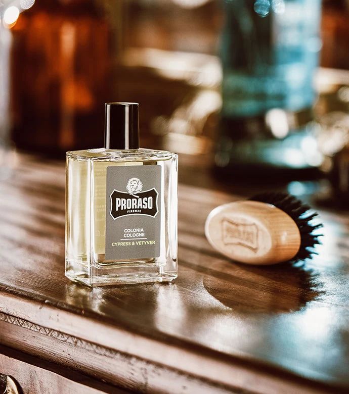 Proraso - Cypress & Vetyver - Cologne: Proraso - Cypress & Vetyver - Cologne packaging detail, view 2