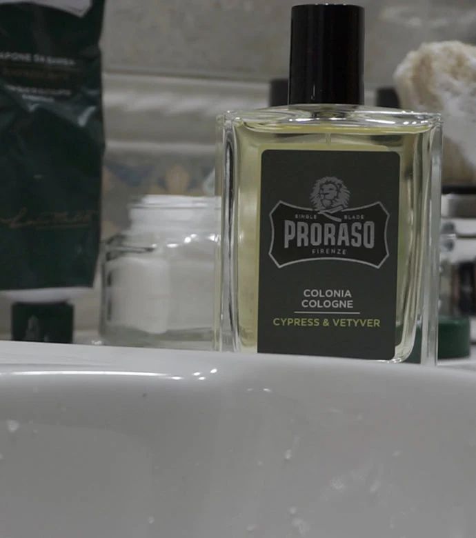 Proraso - Cypress & Vetyver - Cologne: Proraso - Cypress & Vetyver - Cologne packaging detail, view 7