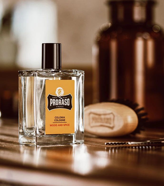 Proraso - Wood & Spice - Cologne: Proraso - Wood & Spice - Cologne professional styling result and application, view 2