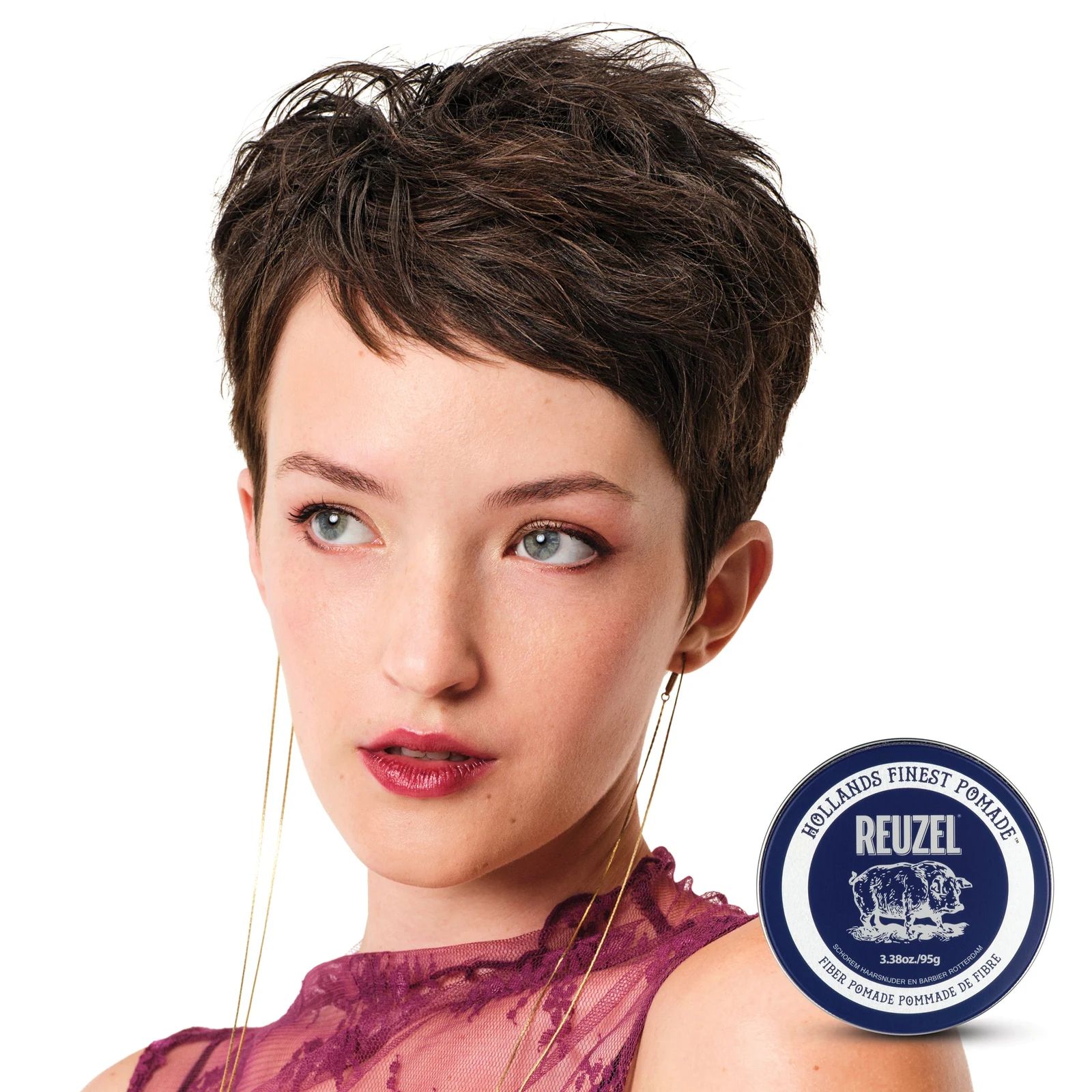 Fiber Pomade by reuzelinc in a jar with a smooth, shiny consistency, ideal for textured, flexible hairstyles., view 6