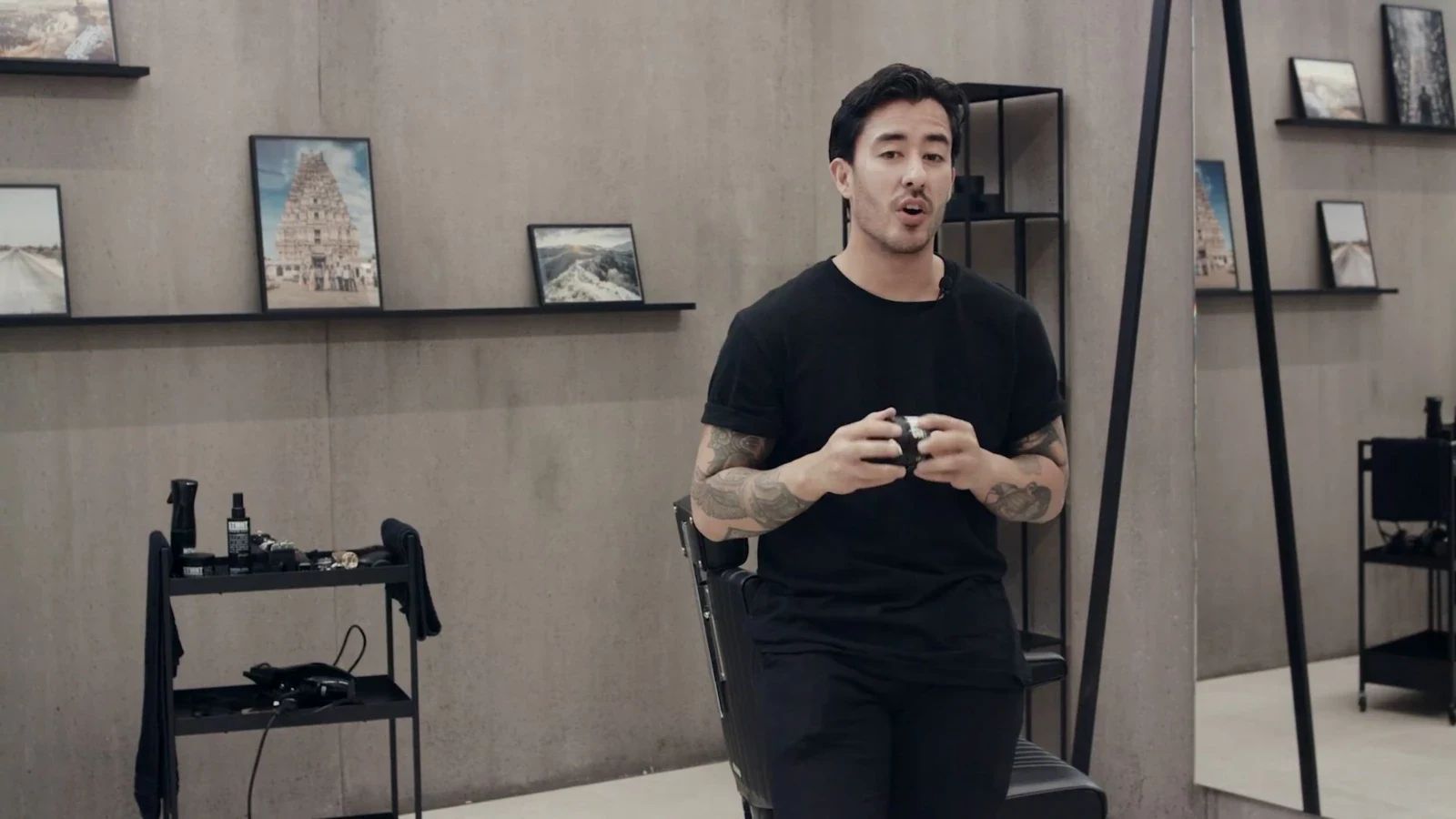 STMNT Dry Clay demonstrated by Nomad Barber for a dry textured finish