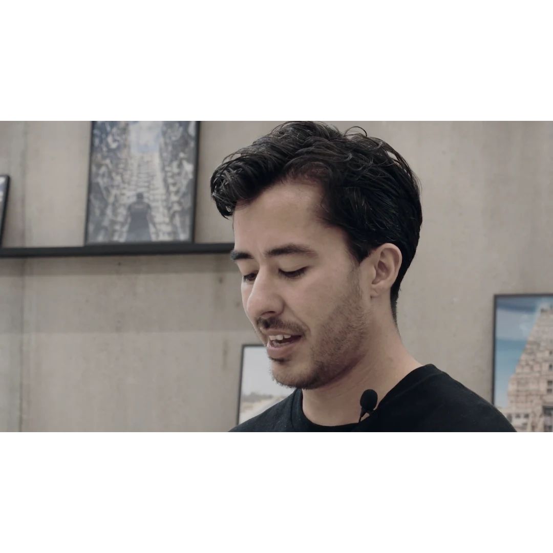 STMNT - Classic Pomade - 100ml professional STMNT - Classic Pomade - 100ml how to and styling tutorial step 3