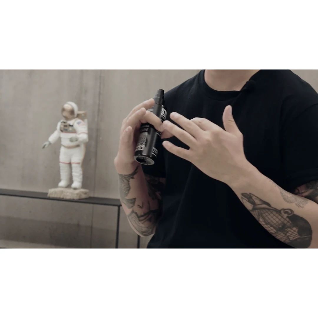 STMNT - Grooming Spray - 200ml professional STMNT - Grooming Spray - 200ml how to and styling tutorial step 3