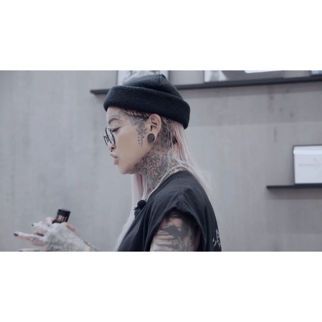 STMNT - Wax Powder Semi-Matte Finish professional STMNT - Wax Powder Semi-Matte Finish how to and styling tutorial step 5