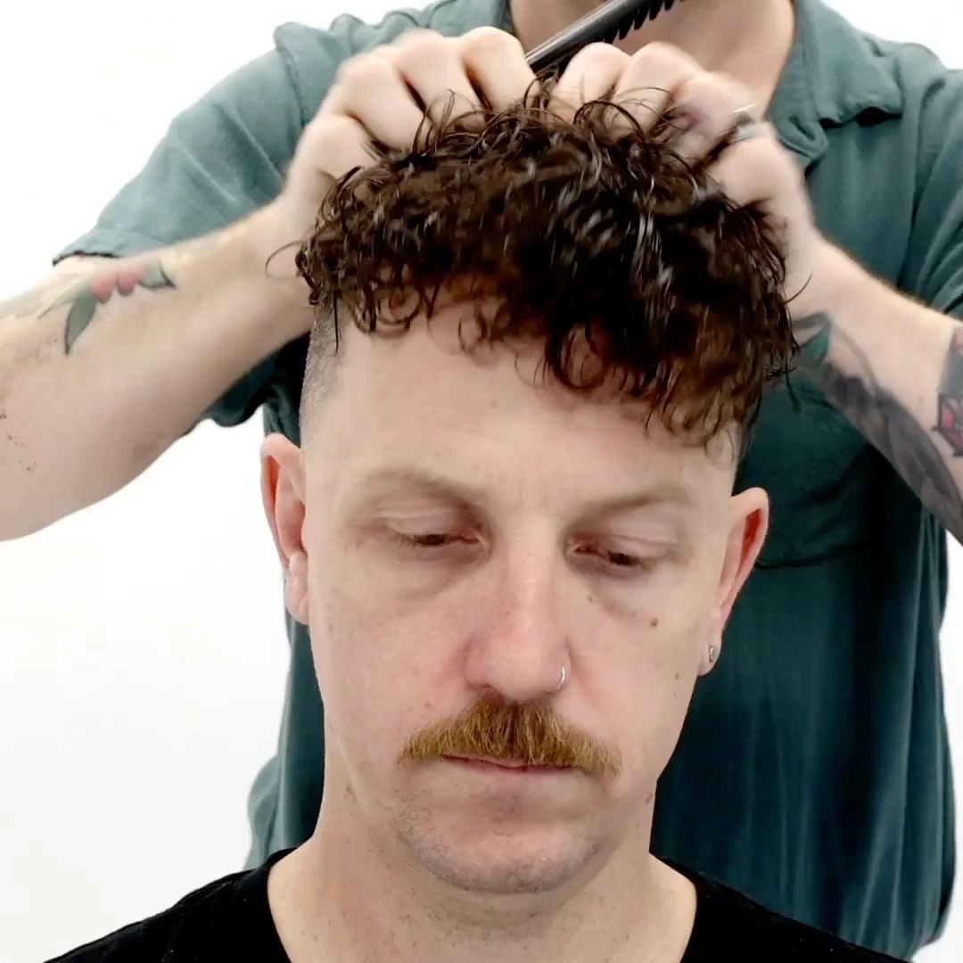 Uppercut Foam Tonic professional Foam Tonic application tutorial step 2
