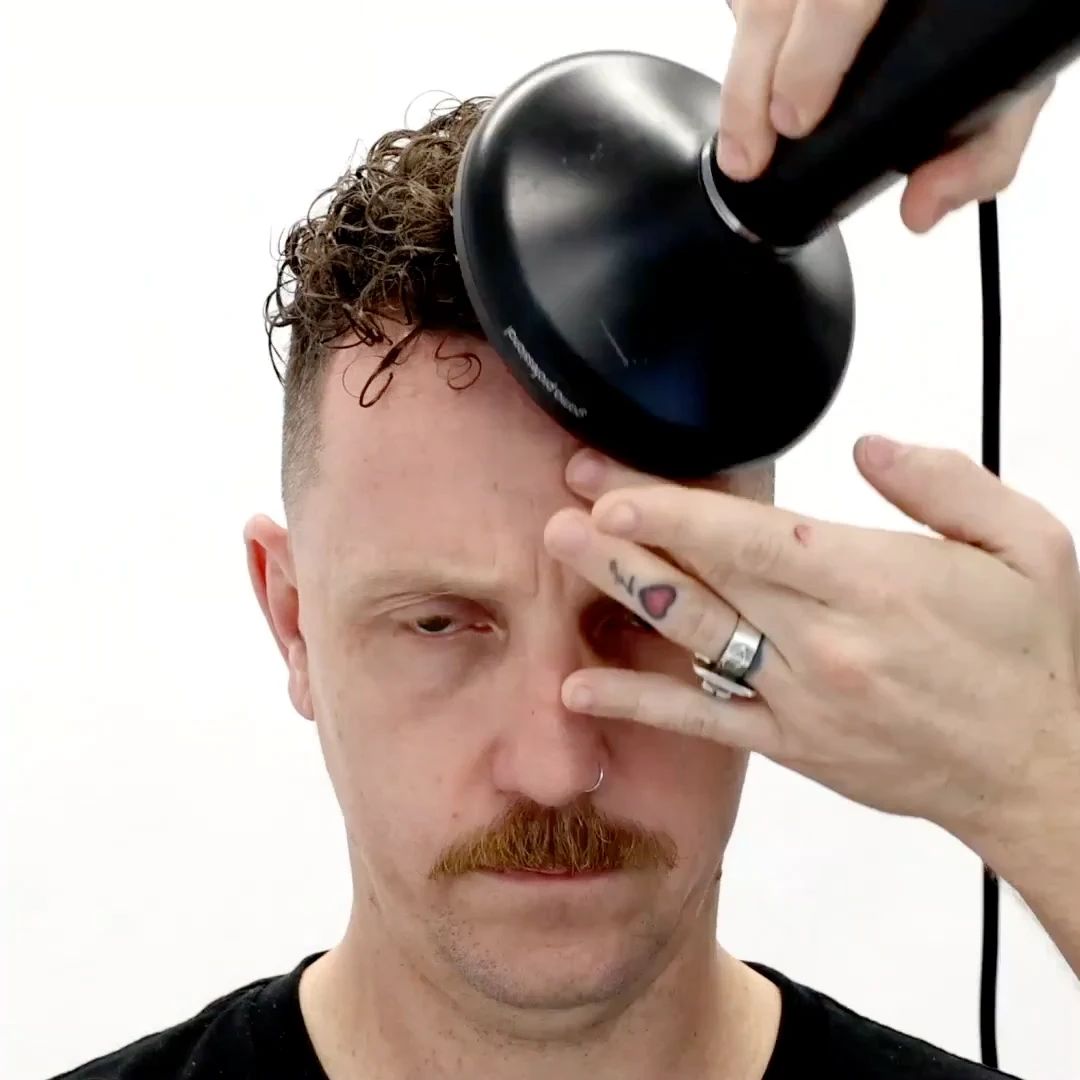 Uppercut Foam Tonic professional Foam Tonic application tutorial step 4