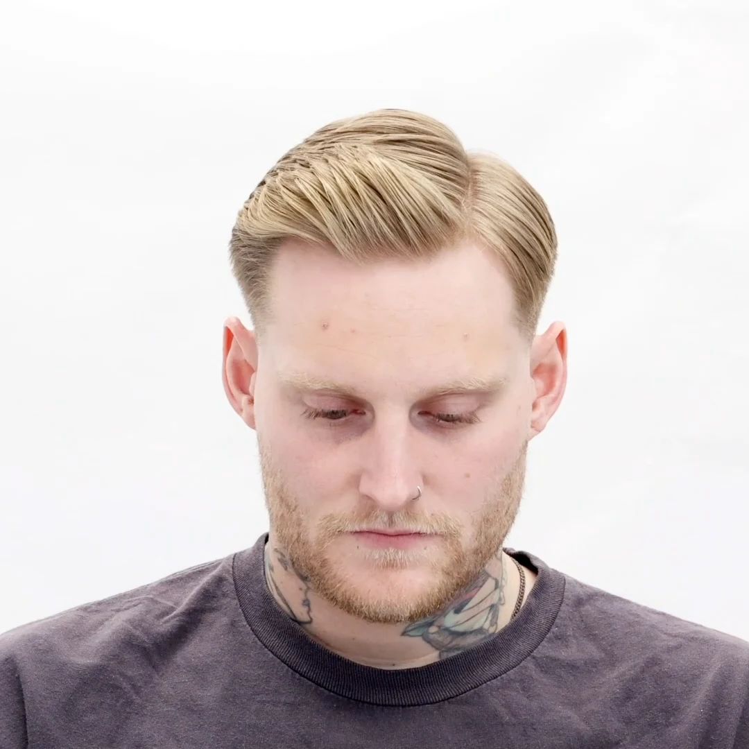 Uppercut Matte Pomade - 30g professional Matte Pomade - Midi application tutorial step 6